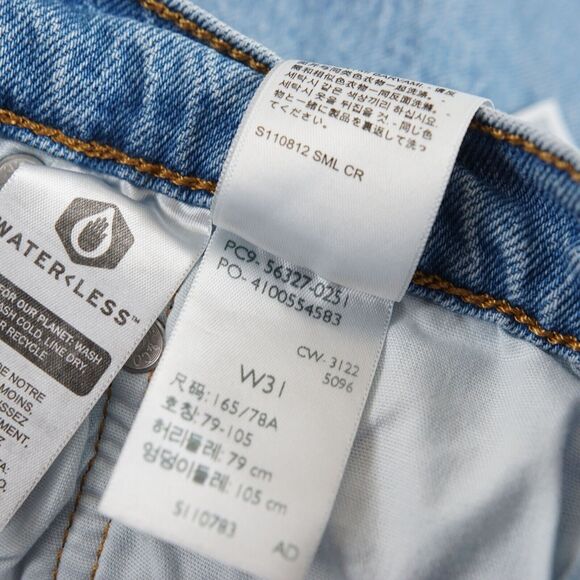 Levis 501 Original Fit High Rise Light Wash Distressed Blue Denim Shorts Sz 31 - Picture 9 of 10